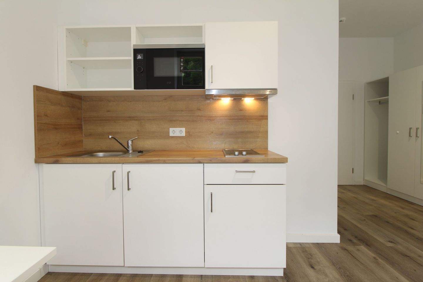 Möbliertes 1-Zimmer-Apartment in Magdeburg! All-Inclusive-Miete! – Magdeburg – Vorschaubild 6