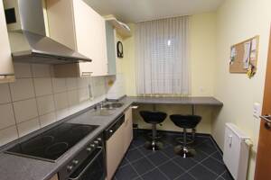 MODERNE MÖBLIERTE 2,5-Zimmer-Wohnung in S-Bad Cannstatt, Balkon, Waschmaschine - 2416 – 70374 Stuttgart – Vorschaubild 2