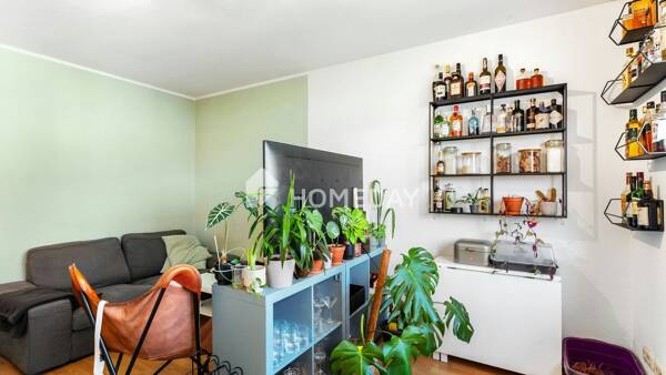 Dachgeschosswohnung in 50735 Köln mit 40 m² kaufen