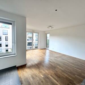 Moderne, neuwertige 3-Zimmer-Wohnung mit Balkon nahe Weißenseepark – 81539 München – Vorschaubild 3