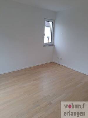 Vermietet wird eine schöne moderne 3 Zimmer Wohnung in Alterlangen – 91056 Erlangen – Vorschaubild 3