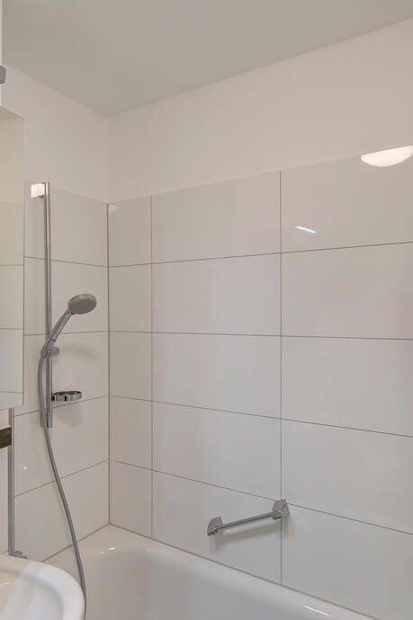 Möbliert: Modernes Apartment in günstiger Lage – München – Vorschaubild 9