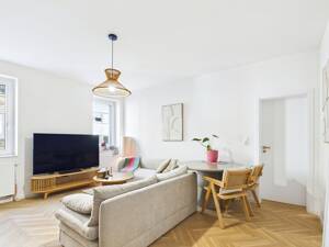 Saniertes Wohnjuwel mit Fischgrätenparkett und hohen Decken – 70178 Stuttgart – Vorschaubild 8