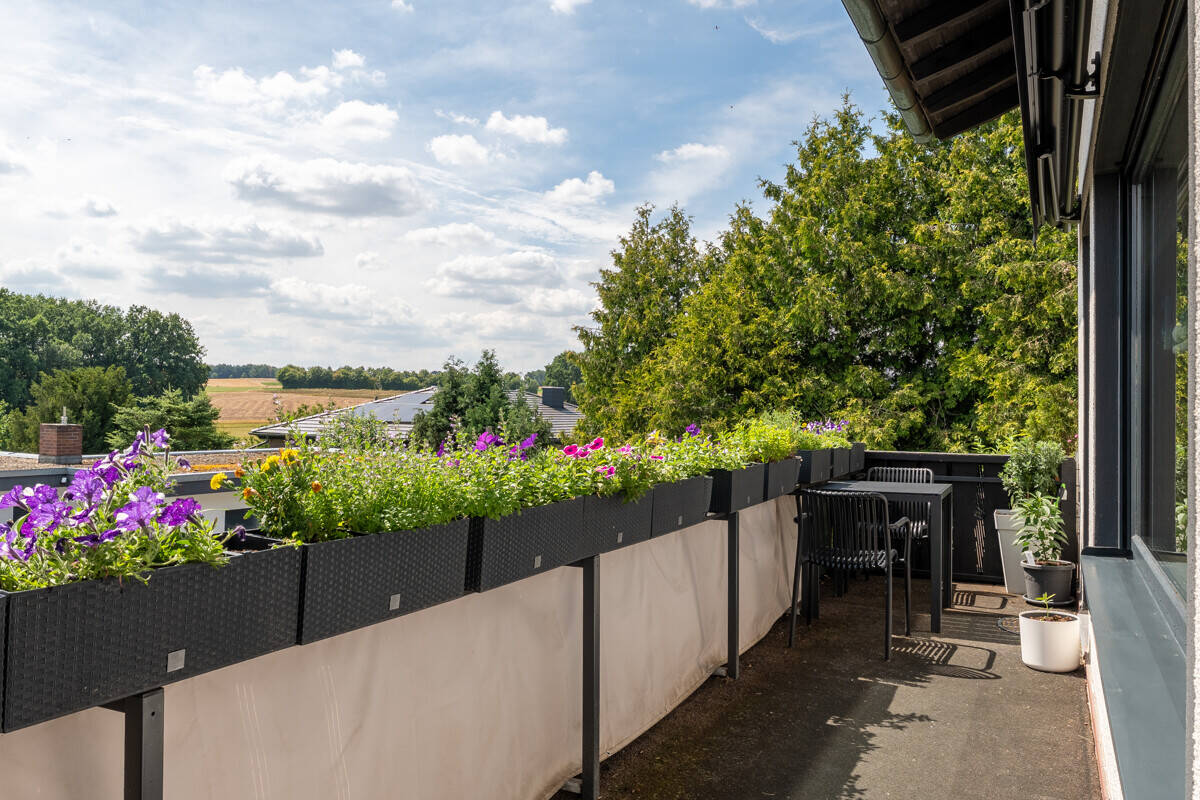 Freistehendes EFH mit ABC-Schutzraum, XXL-Garagen und außergewöhnlicher Versorgungssicherheit – Tuchenbach – Vorschaubild 4