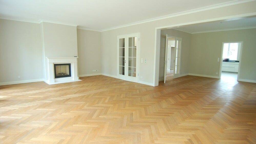Exklusives Landhaus mit schönem Garten in Düsseldorf-Wittlaer – Düsseldorf – Vorschaubild 3