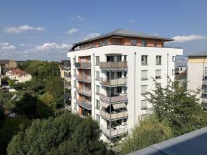 Elegante 4-Zimmer-Maisonette mit Balkon & TG-Stellplatz - Wohnen über den Dächern von Offenbach – 63071 Offenbach am Main – Vorschaubild 2