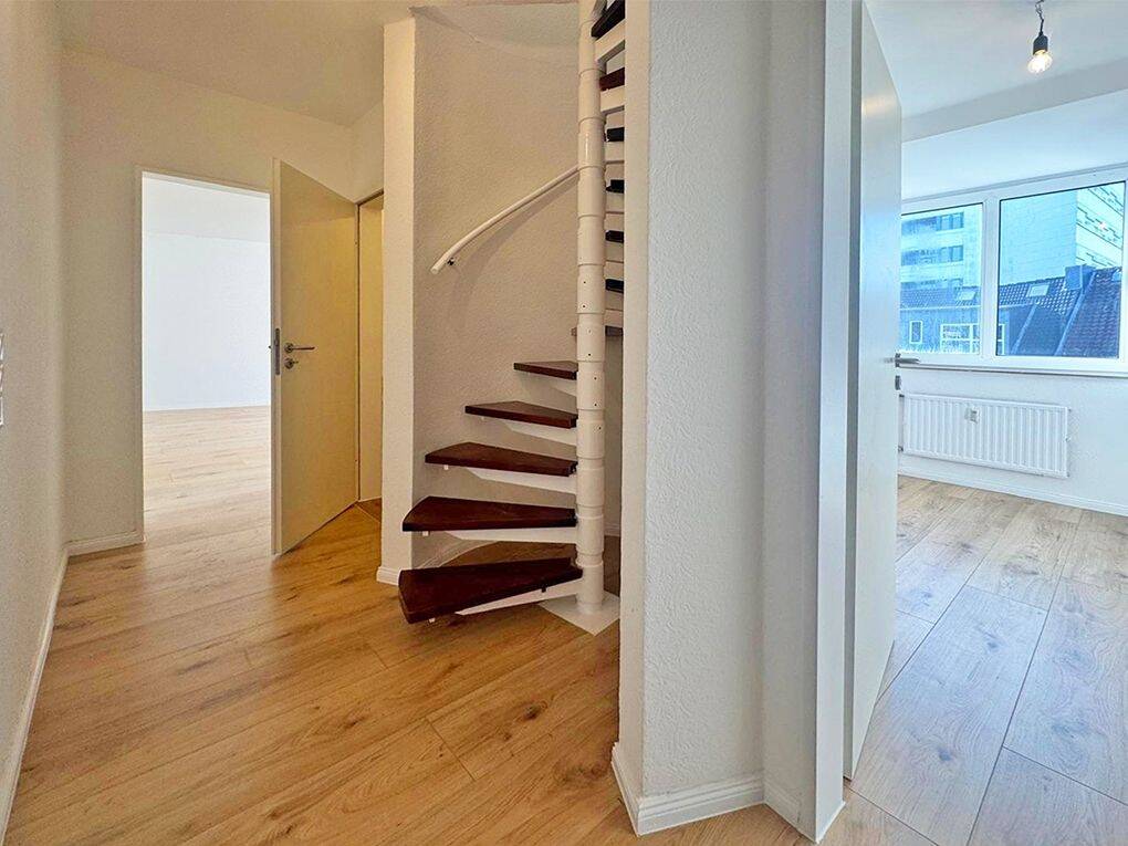 Neustadt / Lichtdurchflutete Maisonette-Wohnung in Top-Lage nähe Hochschule – Bremen – Vorschaubild 3