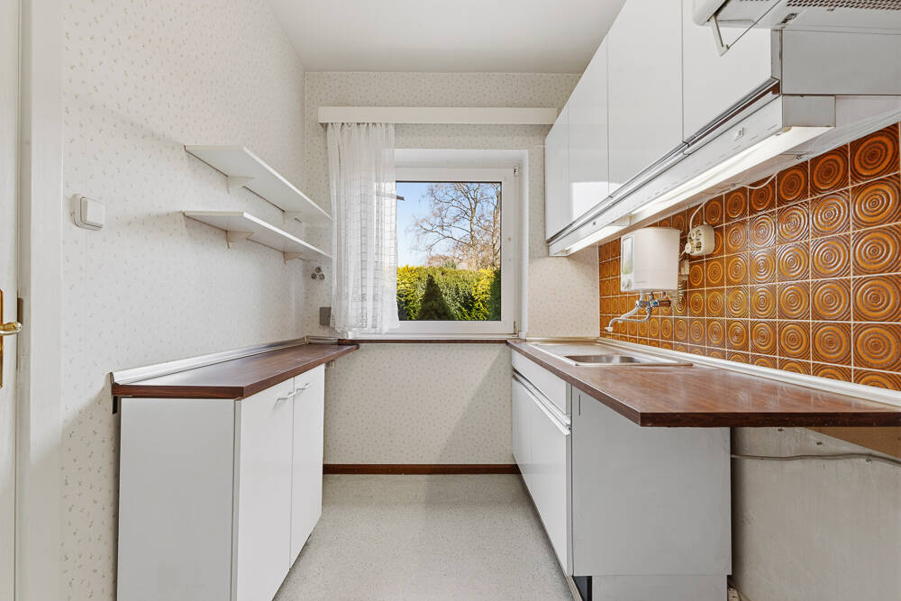 Gepflegtes Reihenendhaus mit viel Platz, Anbaupotential, herrlichem Garten und eigener Garage – Hamburg – Vorschaubild 4