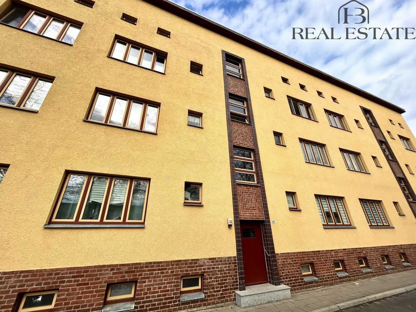 Schöne Maisonette mit Einbauküche erwartet Sie !