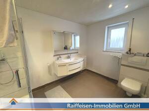 Attraktives 2-Familienhaus in Schwabelweis – 93055 Regensburg – Vorschaubild 6