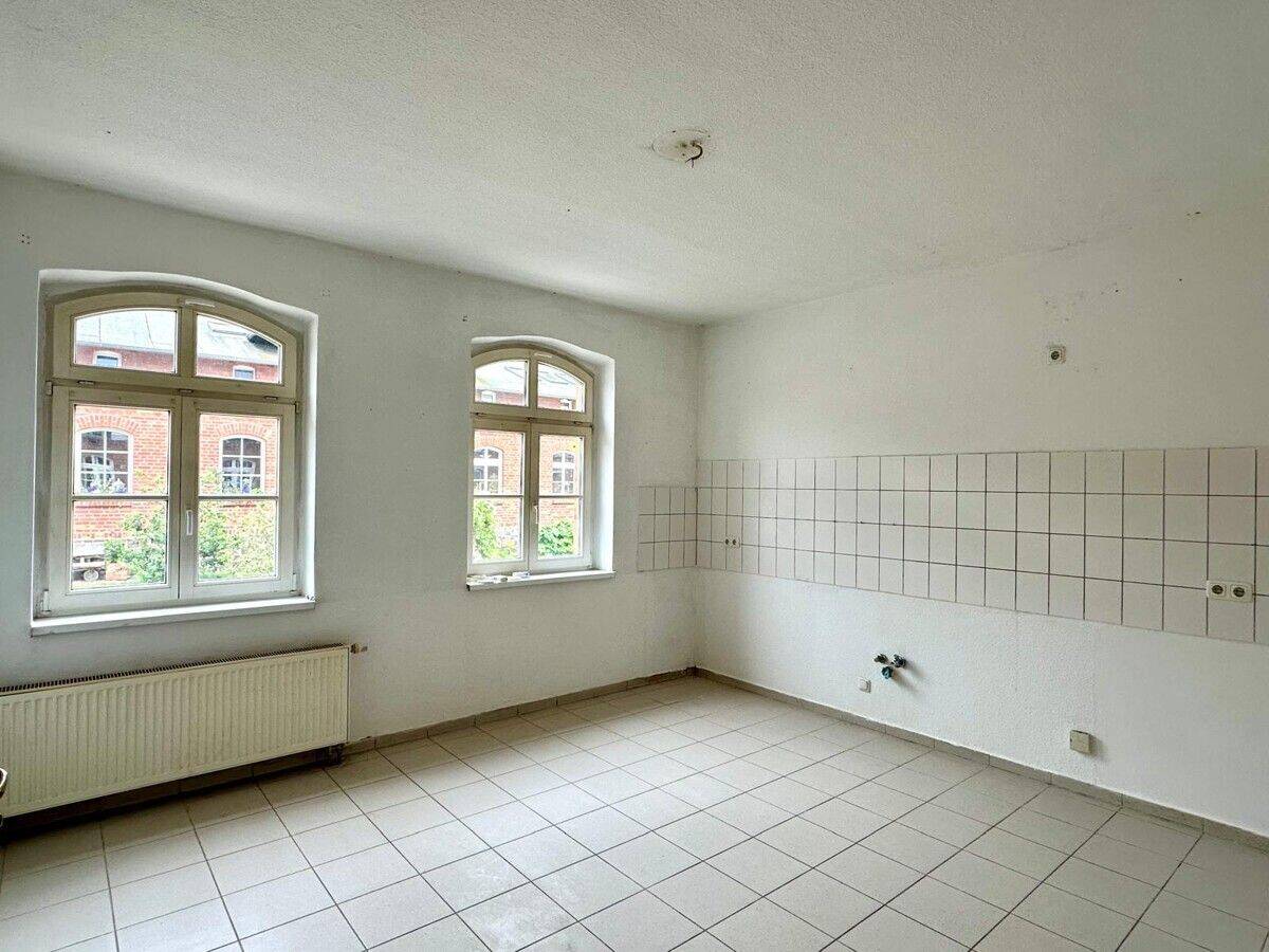 HORN IMMOBILIEN ++ charmantes Zweifamilienhaus in Klein Helle, nur 15 min bis Neubrandenburg – Mölln – Vorschaubild 4