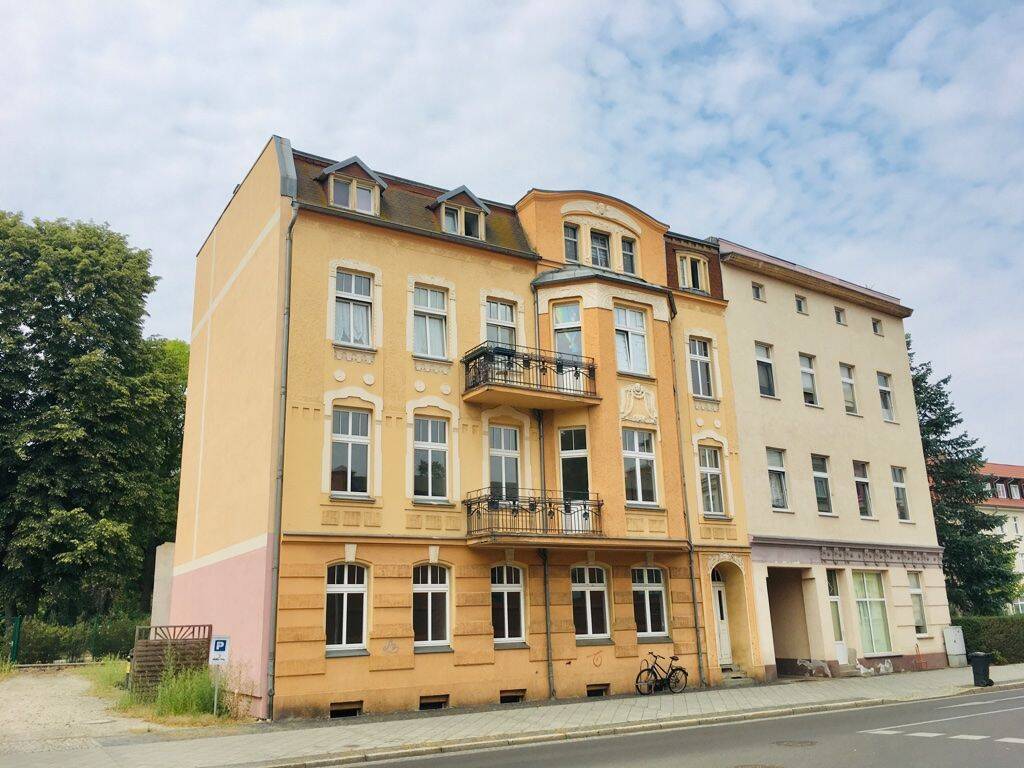 Jetzt mit höheren Mieteinnahmen - Mehrfamilienhaus in Zentrumslage von Forst (Lausitz) – Forst (Lausitz) – Bild 1 von 3
