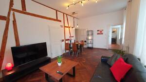 Alle Kosten enthalten, incl. Wlan: Stilvolle, modern ausgestattete Wohnung in historischem Ambiente – 55130 Mainz – Vorschaubild 3