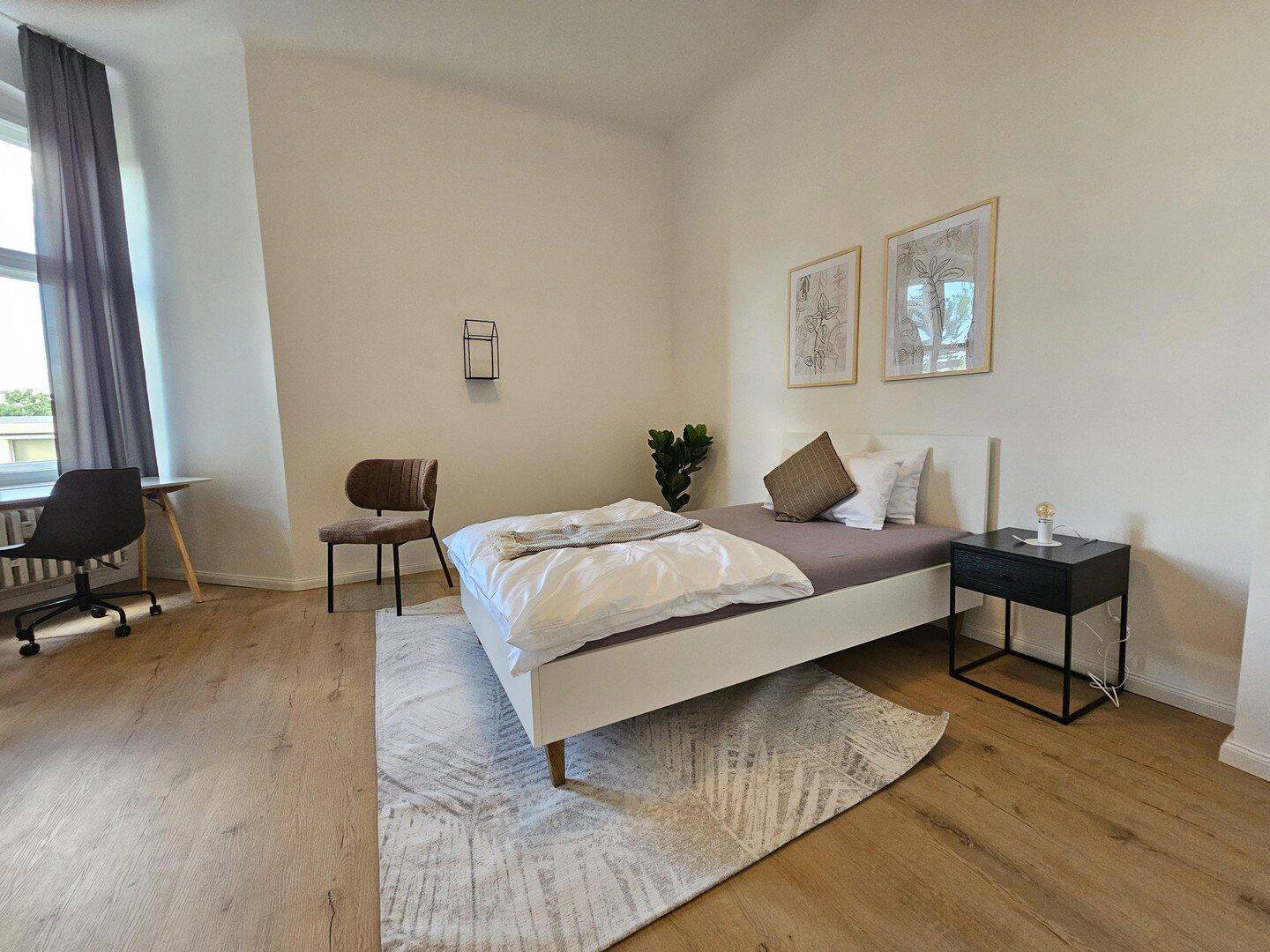Erstbezug nach Sanierung: Stylische Zimmer in moderner 3er-WG in Berlin-Spandau!