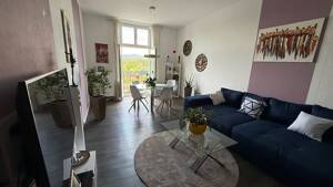 Schöne 2-Zimmer-Wohnung im Wohndenkmal mit Balkon und Rheinblick