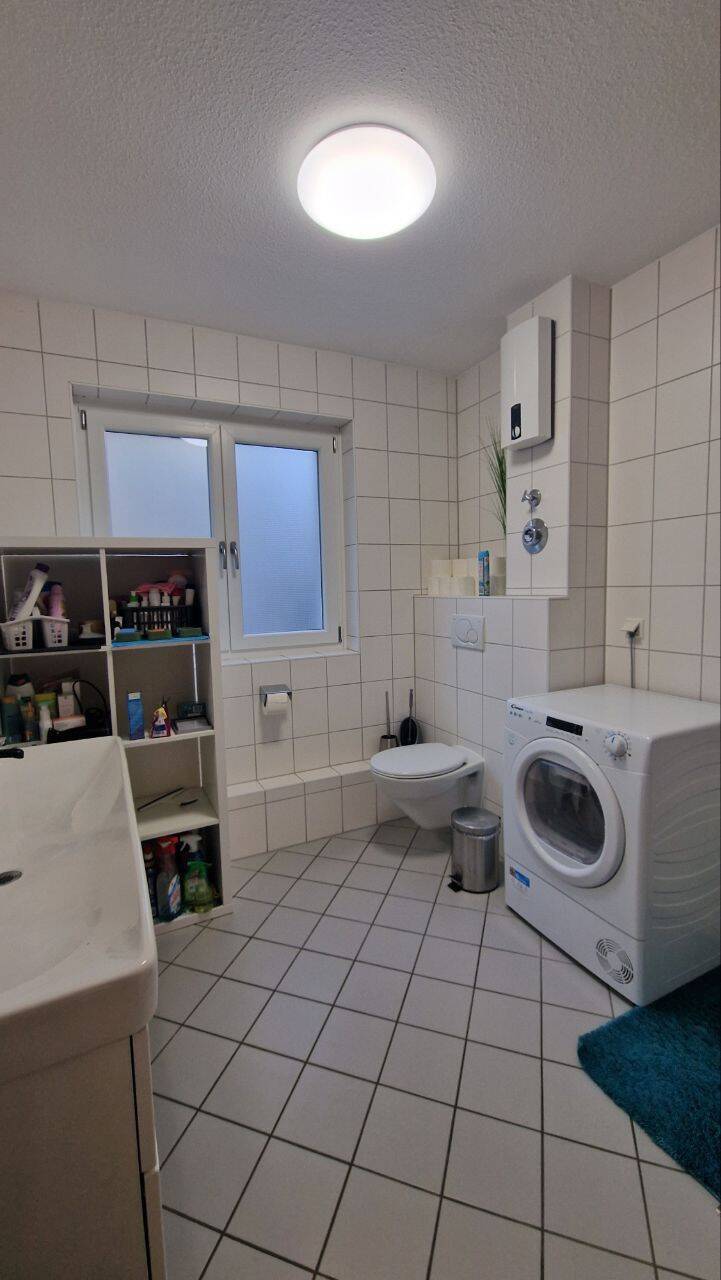 Gepflegtes WG-Zimmer in einer Frauen-WG in der Pforzheimer Innenstadt – Pforzheim – Vorschaubild 2