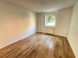 Ihr neues Zuhause: Helle 3-Raumwohnung mit Balkon – 39124 Magdeburg – Vorschaubild 2