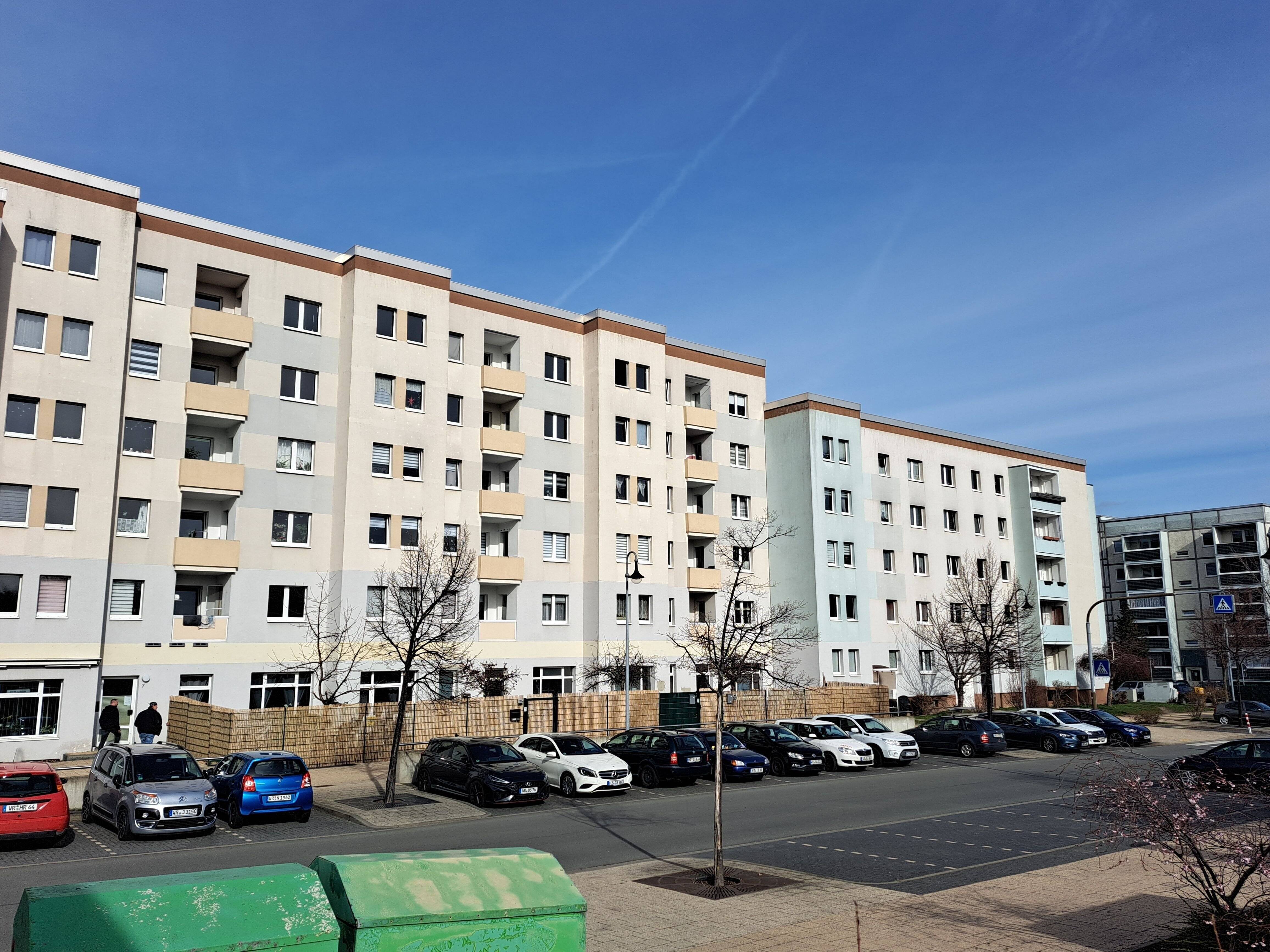 Schöne sonnige 1 Zimmerwohnung im 2. OG