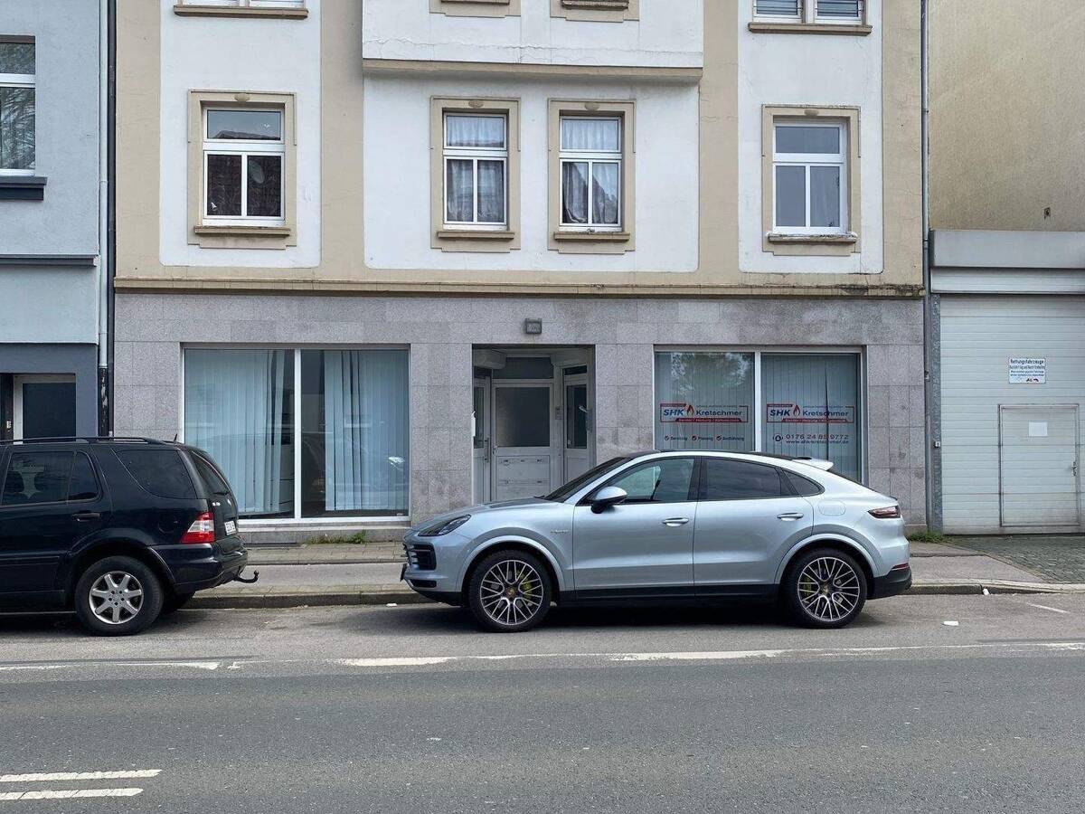 Wohn- und Geschäftshaus mit Anbau und genehmigter Bauvoranfrage für 3 Reihenhäuser – 45896 Gelsenkirchen – Bild 1 von 3