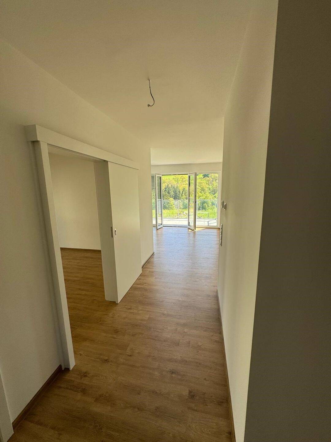 Neubau Erstbezug 83 qm EG 3 Zimmer-Wohnung mit Balkon und Panoramablick in Kernscheid ab sofort! – Trier – Vorschaubild 8