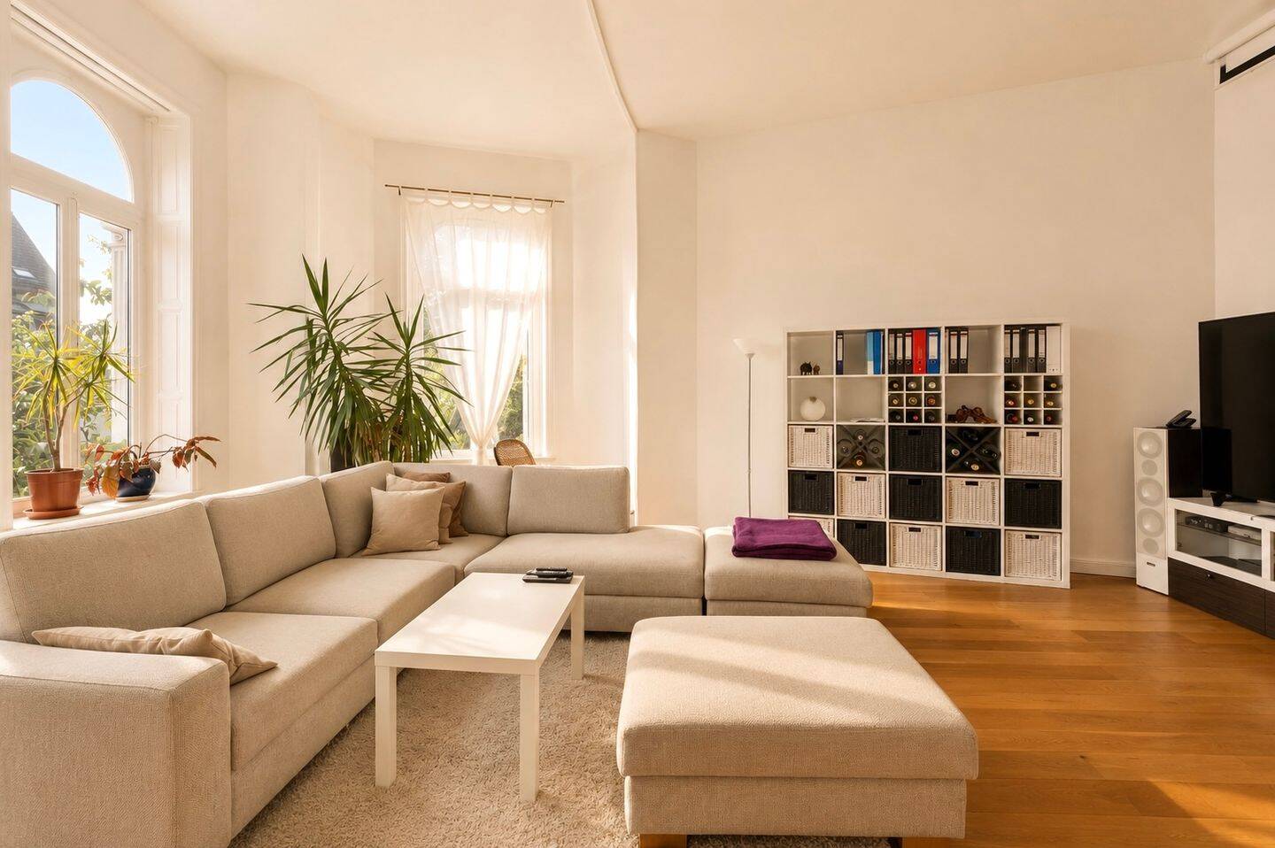 BEL ÉTAGE WOHNUNG IN BEEINDRUCKENDER GRÜNDERZEITVILLA – Bremen – Vorschaubild 8