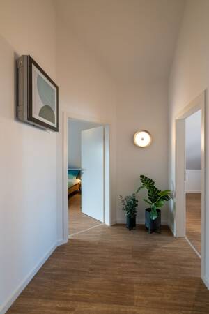 Individuell gestaltetes Zweifamilienhaus in Remscheid - Flexibles und modernes Wohnen für Generationen – 42855 Remscheid – Vorschaubild 2