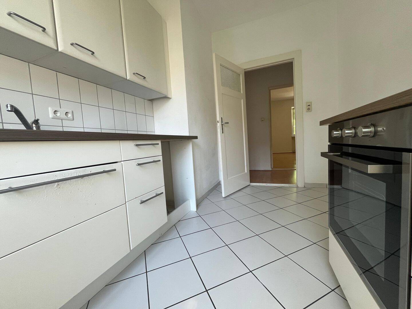 Helle 2-Zimmer-Wohnung mit Balkon und EBK - UNIT 03 – Berlin – Vorschaubild 5