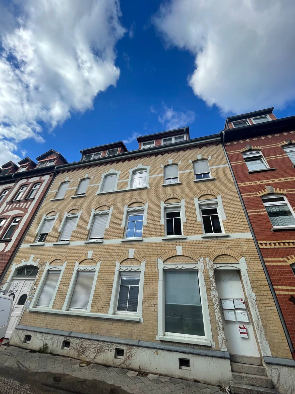 ATLAS IMMOBILIEN: Schöne 3 Raum Wohnung * Garten und Einbauküche* – Oststraße 5, 99086 Erfurt – Bild 1 von 5