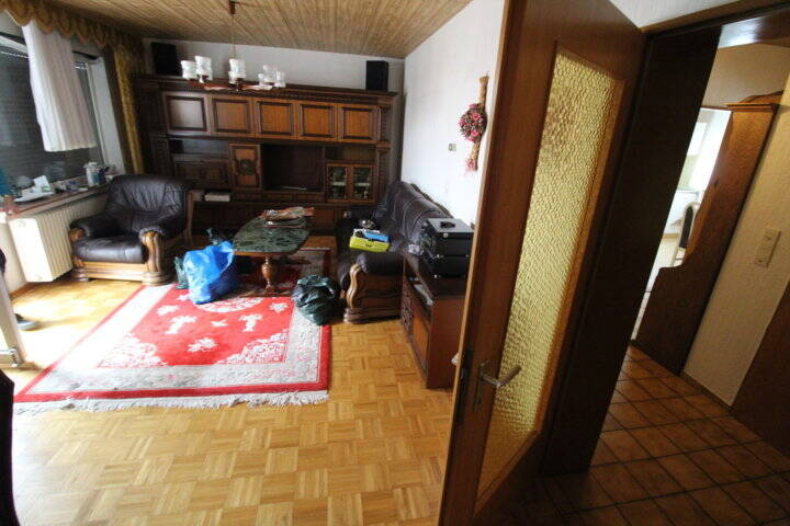 Neuwertige Ölheizung inklusive – Einfamilienhaus mit Einliegerwohnung im Grünen – Arnsberg – Vorschaubild 8