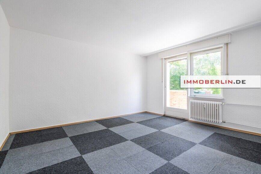 IMMOBERLIN.DE - Sympathische Wohnung mit Südbalkon in harmonischer Lage – Berlin – Vorschaubild 2