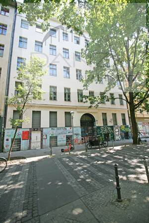 Im Wrangel-Kiez! Bezugsfreie und sanierte Altbau-Wohnung – 10997 Berlin – Vorschaubild 2