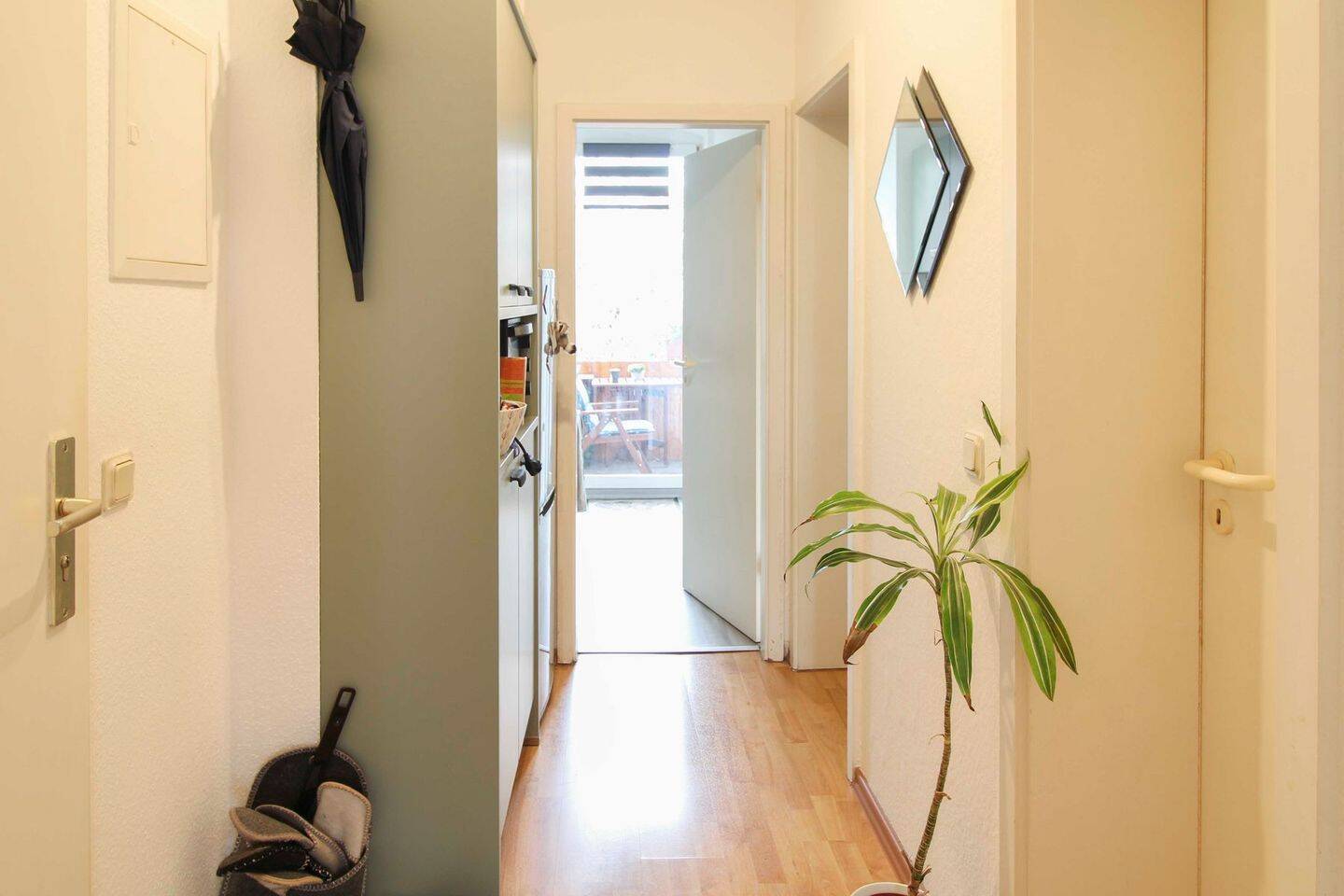 Tolle 3 Zimmer Eigentumswohnung mit Balkon als Kapitalanlage in zentraler Lage – Erfurt – Vorschaubild 9