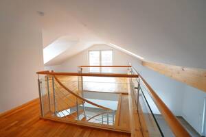 Energiestandard A+: ruhige 4 Zi. Maisonettewhg, gr S/W Dachterrasse Alleinlage, EBK, Nähe Ostbahnhof – 81673 München – Vorschaubild 3