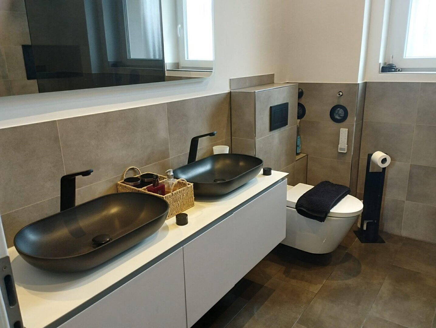 Provisionsfrei: Saniertes Mehrfamilienhaus mit Ladenlokal mit 32.500 € Jahresmiete – Solingen – Vorschaubild 6