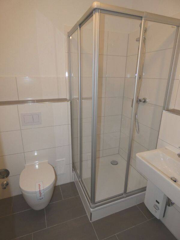 *** Altbauflair in Schlossparknähe! Sanierte DG-Wohnung mit Duschbad! *** – Essen – Vorschaubild 9