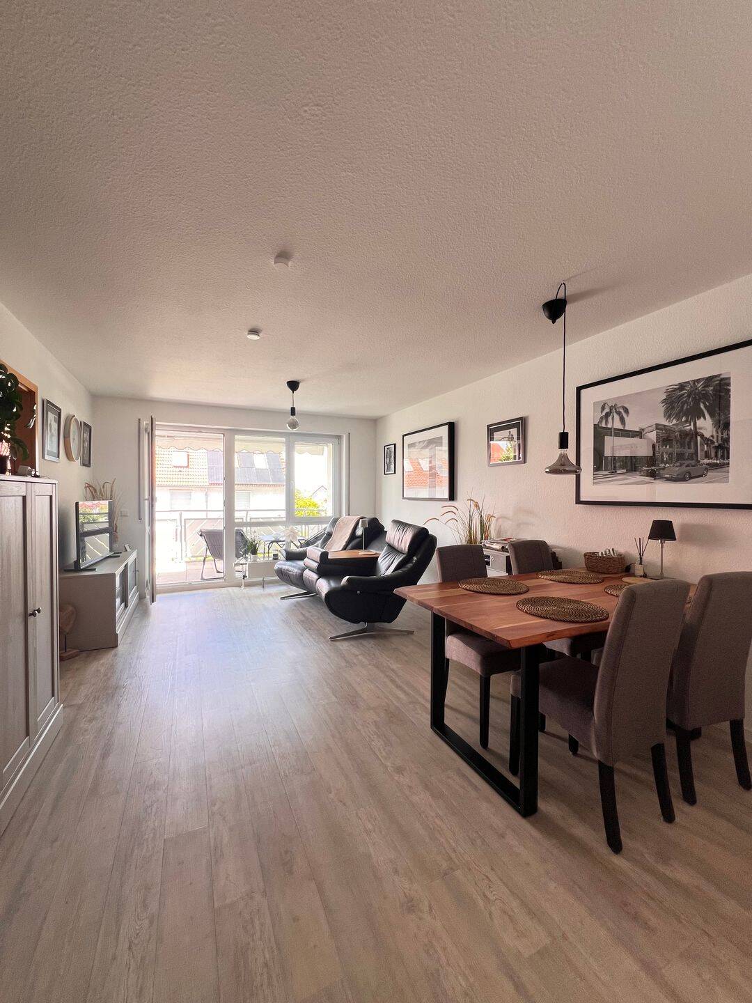 Wohlfühlen in ruhiger Lage - 3,5-Zimmer-Wohnung mit Südbalkon und Tiefgaragenplatz in Tamm – Tamm – Vorschaubild 5