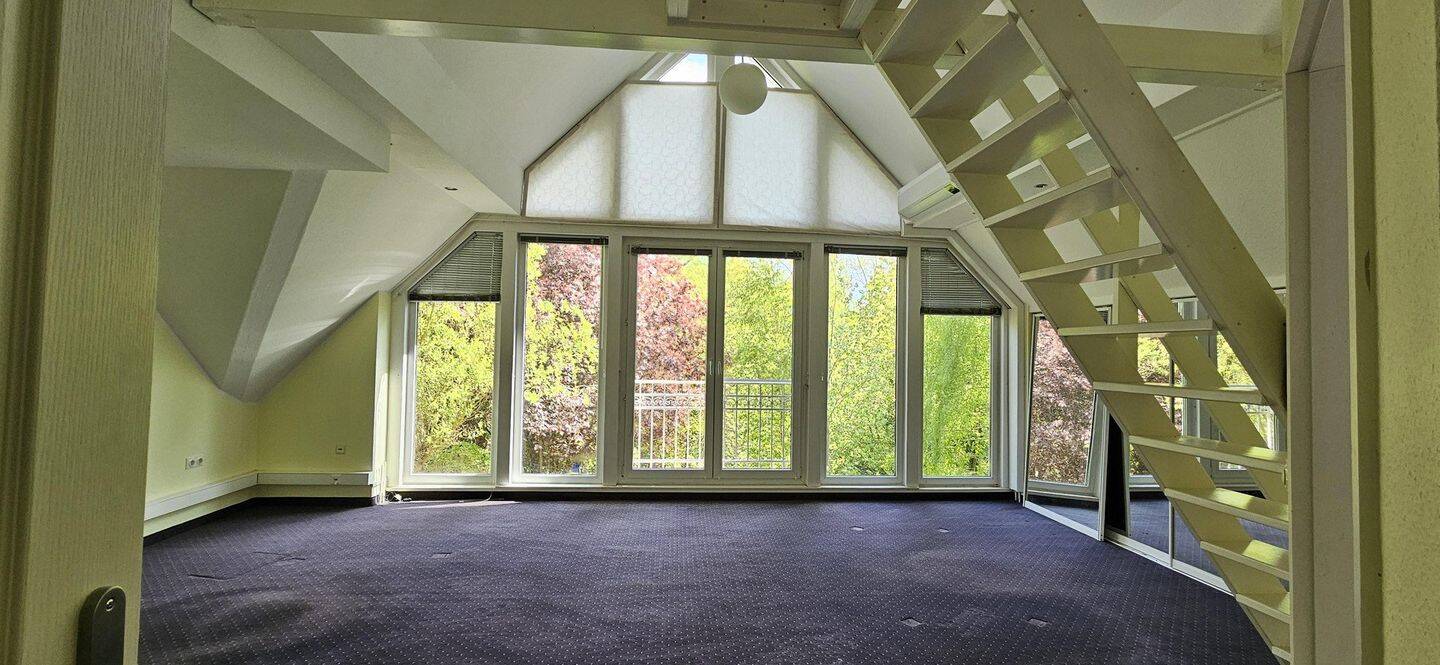 EFH / großer Hausteil mit EBK, Kamin, 2 Terrassen und traumhaftem Garten in direkter Seenähe ?? – Möhnesee – Vorschaubild 8