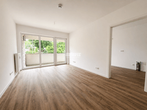 antaris Immobilien GmbH **Traumhafte Erdgeschosswohnung mit Terrasse und 2-Zimmern** – 99085 Erfurt – Vorschaubild 3