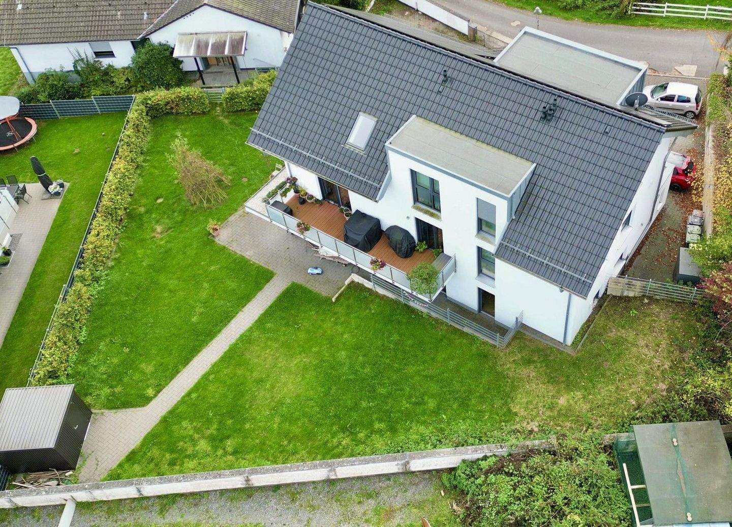 Attraktive Dreizimmer-Wohnung barrierefrei im Erdgeschoss mit Garten in Seelscheid