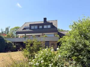 Brasselsberg / Bestlage… Sehr gepflegtes, großzügiges Einfamilienhaus mit herrlichem Fernblick und traumhaft schönem Garten