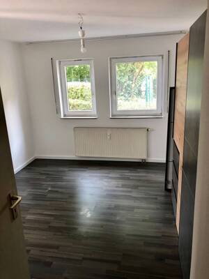 Top-Lage S-Mönchhalde: bezaubernde 2-Zi.-Wohnung mit Terrasse & TG-Stellplatz – 70191 Stuttgart – Vorschaubild 3