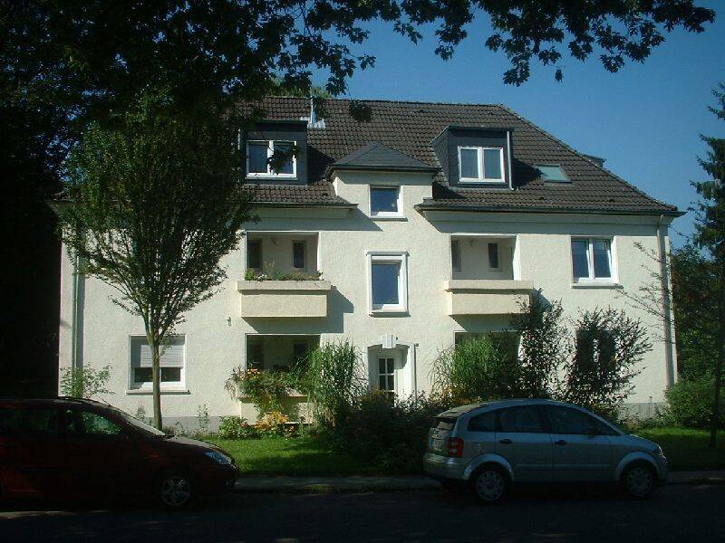 ** Modernisierte 3-Zi-Whg mit Balkon und Loggia in ruhiger, zentraler Lage von Essen-Frohnhausen ** – Essen – Vorschaubild 3