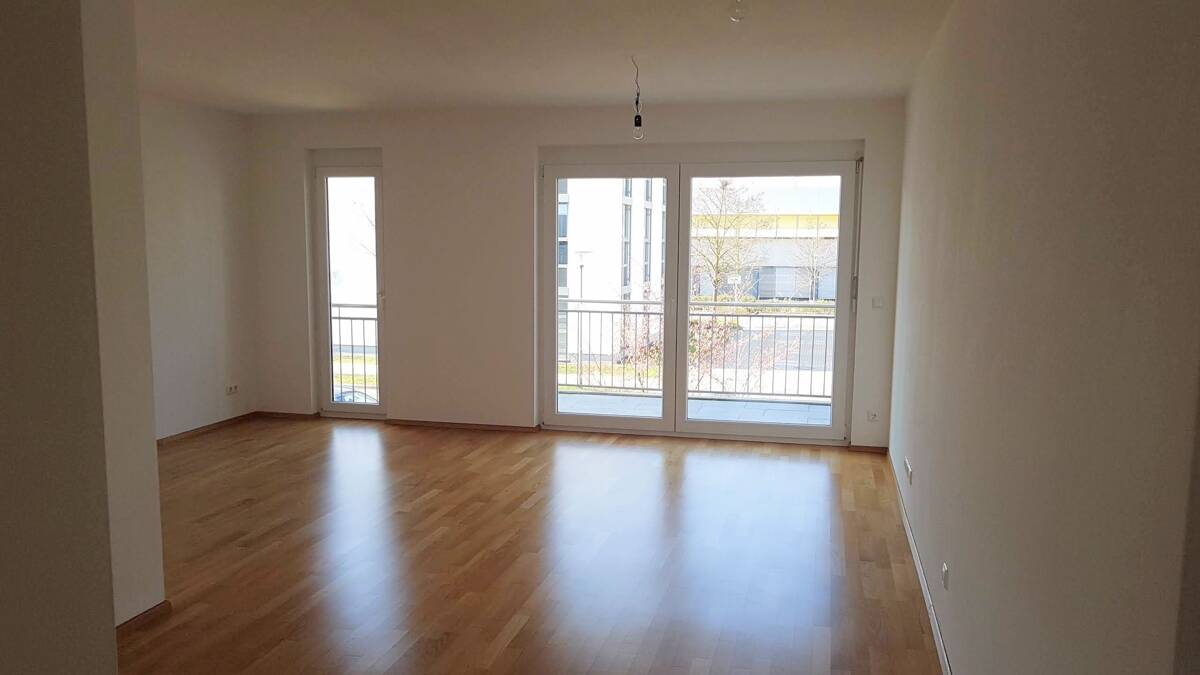 Moderne, gepflegte 3-Zimmer-Wohnung mit gehobener Innenausstattung in Erlangen-Röthelheimpark – 91052 Erlangen – Bild 1 von 9