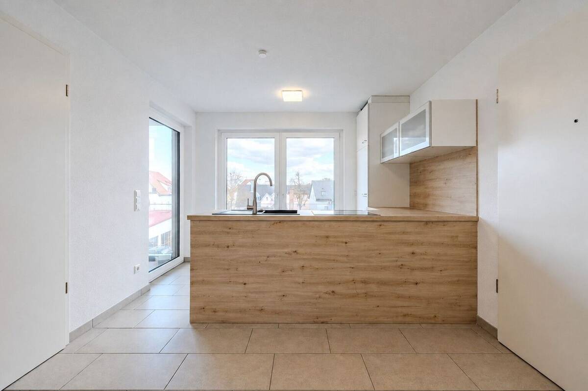 Kapitalanleger aufgepasst: Neuwertige 2-Zimmer-Wohnung in top Lage! – 70435 Stuttgart – Bild 1 von 9