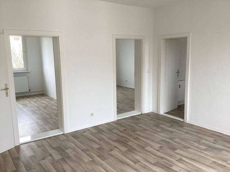 Rundum wohlfühlen: gemütliche 3-Zimmer-Wohnung sofort verfügbar – Magdeburg – Vorschaubild 3