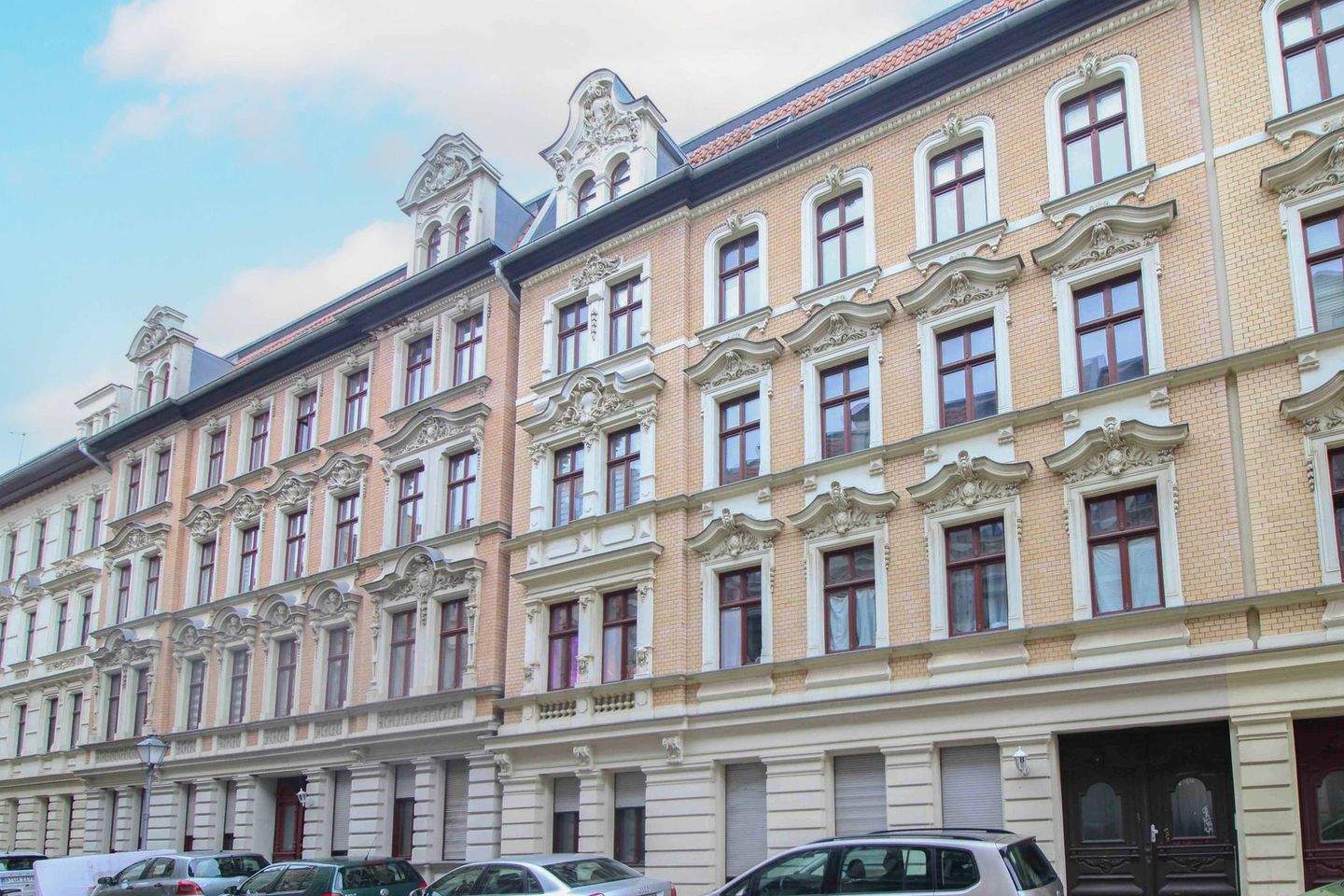 Zu Fuß zum Elbufer: Schöne Altbauwohnung zentral in Magdeburg – Magdeburg – Bild 1 von 7
