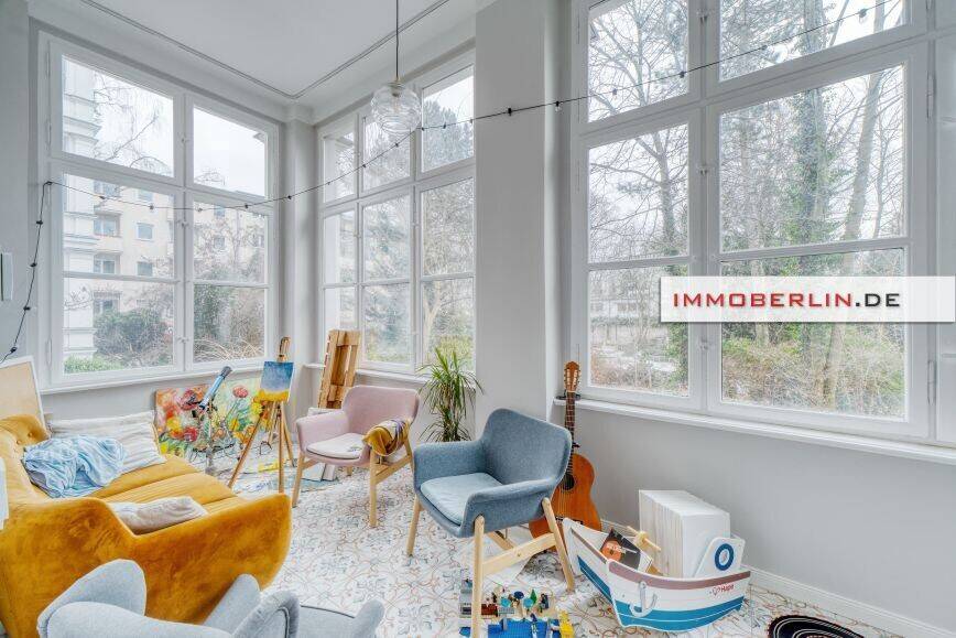 IMMOBERLIN.DE - Perle in Toplage: Familienfreundliche Altbauwohnung mit Westloggia & Naturkulisse – Berlin – Vorschaubild 5