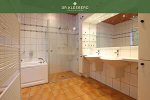 Imposanter Bungalow auf Parkgrundstück mit Schwimmbad im Außenbereich von Münster-Roxel – 48161 Münster – Vorschaubild 4