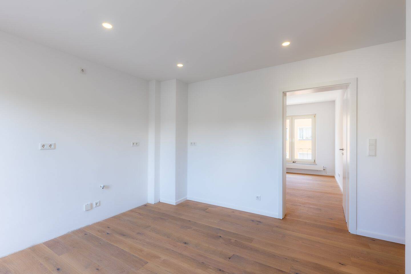 Eigennutzer und Kapitalanleger aufgepasst - Sanierte 3-Zimmer-Wohnung zum Erstbezug – Nürnberg – Vorschaubild 2