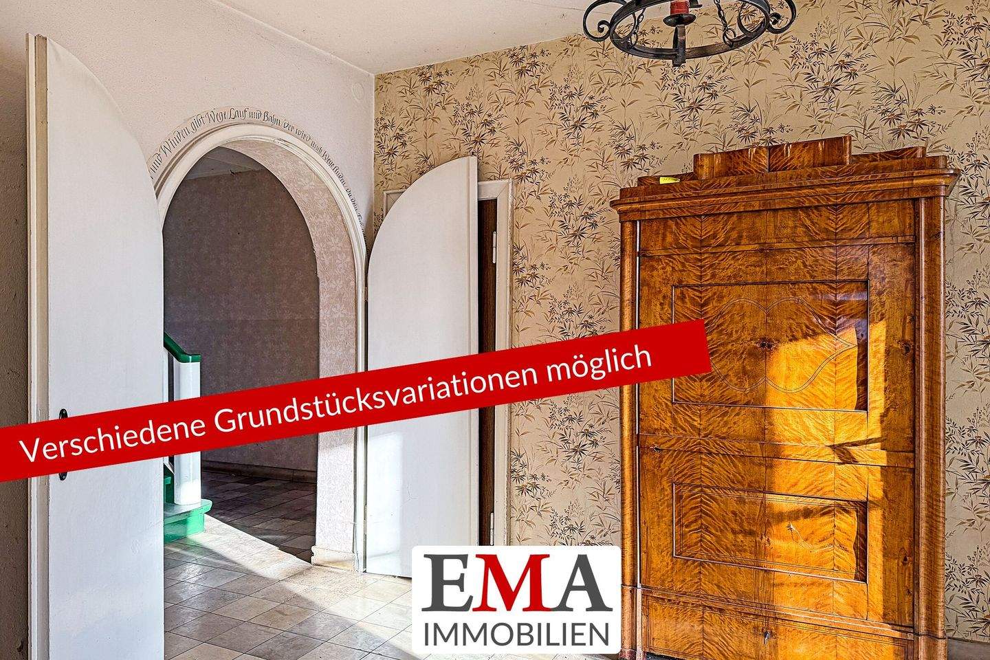 Zeitlose Eleganz im Grünen - Historische Altbauvilla in idyllischer Lage -RESERVIERT- – Falkensee – Bild 1 von 9